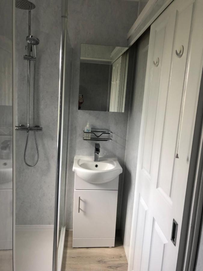 Strathmore Bed & Breakfast Дувр Экстерьер фото