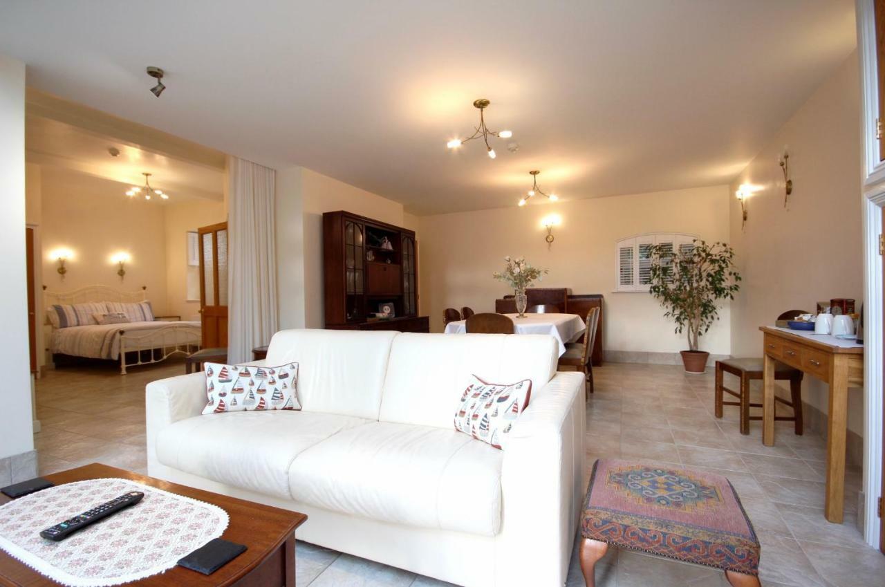 Strathmore Bed & Breakfast Дувр Экстерьер фото